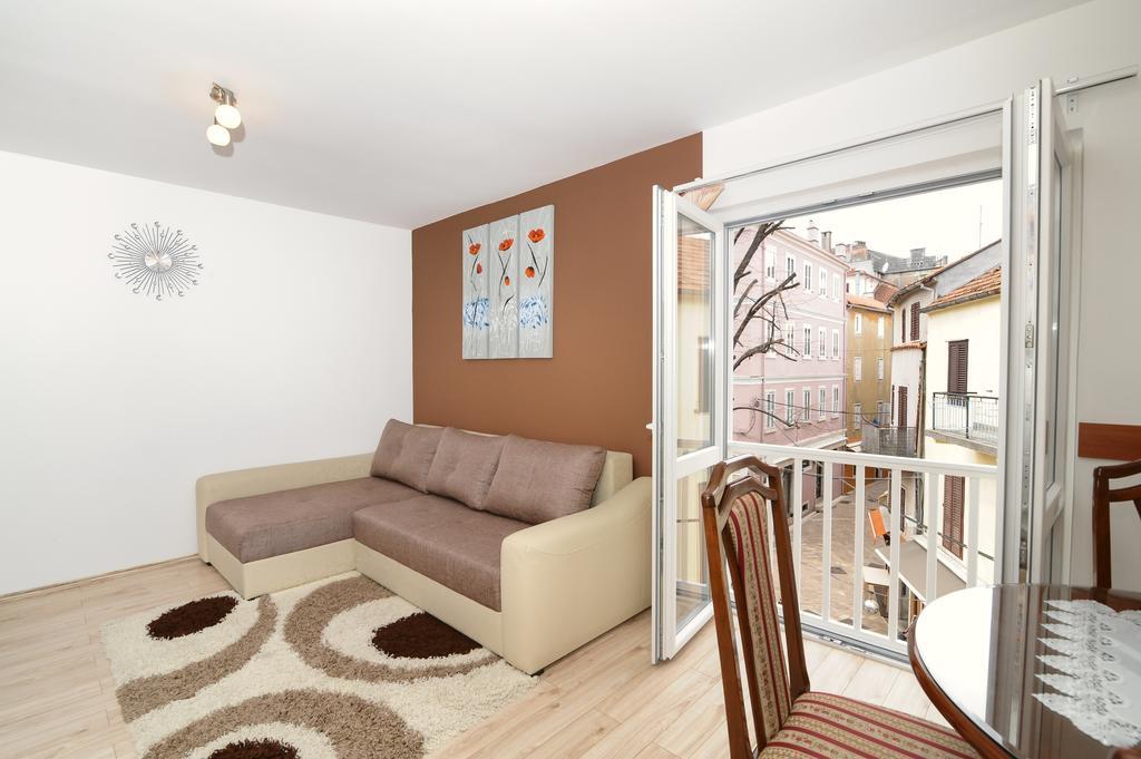 Apartment Orlovic Old Town Zadar Chambre photo